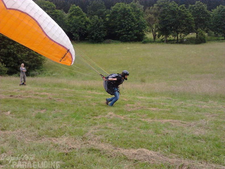 2012 ES27.12 Gleitschirmfliegen 005