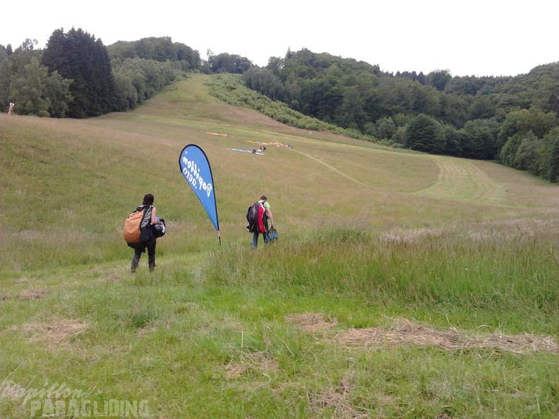 2012 ES27.12 Gleitschirmfliegen 012