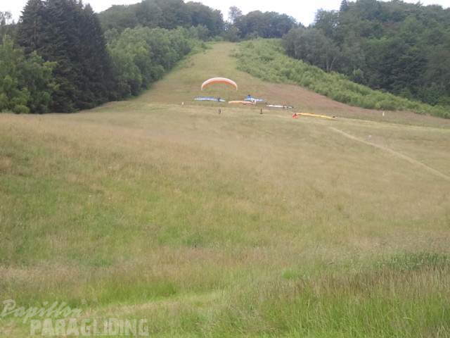 2012 ES27.12 Gleitschirmfliegen 043