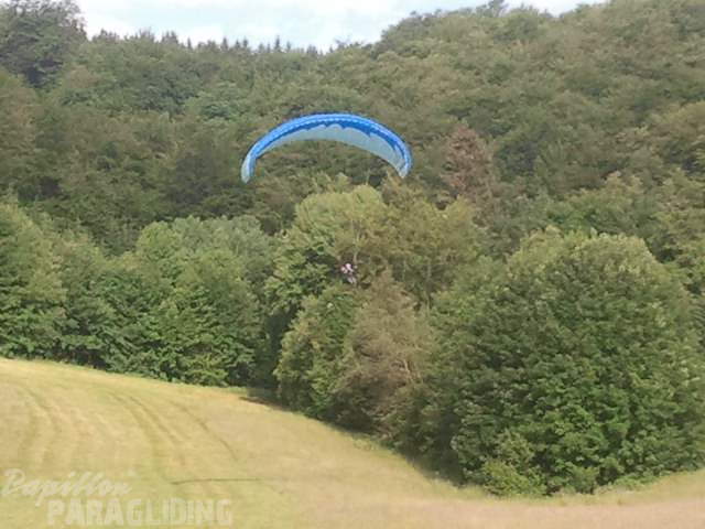 2012 ES27.12 Gleitschirmfliegen 049