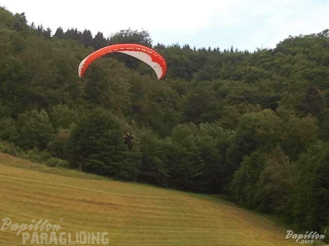 2012_ES28.12_Gleitschirmfliegen_042.jpg