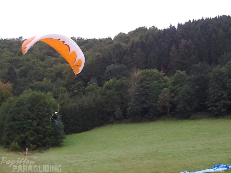 2012 ES39.12 Gleitschirmfliegen 036