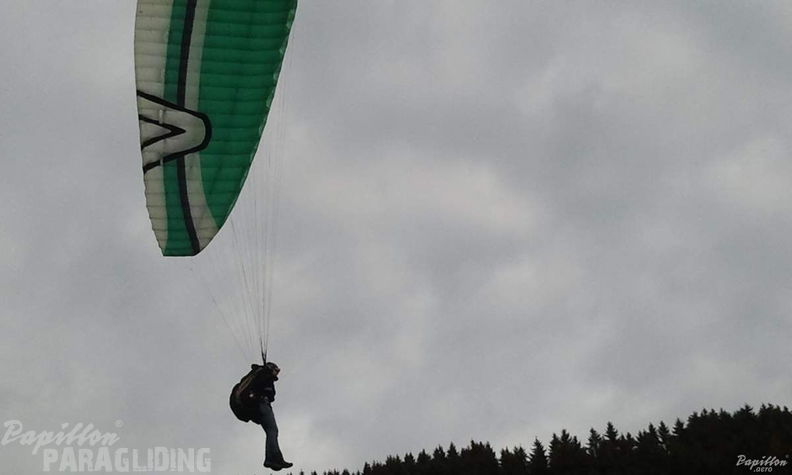 2012 ES39.12 Gleitschirmfliegen 059