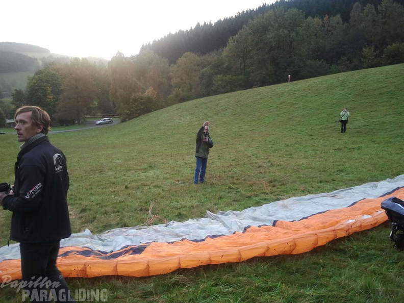 2012 ES41.12 Gleitschirmfliegen 005
