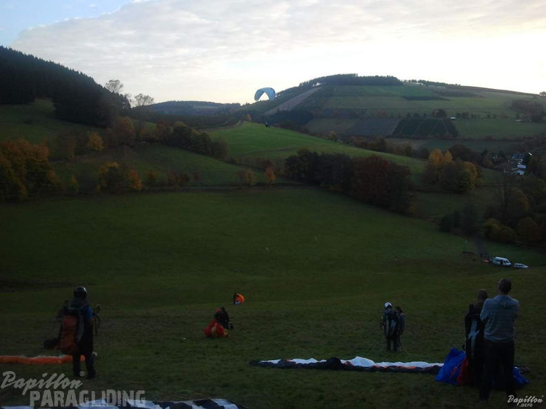 2012 ES43.12 Gleitschirmfliegen 003