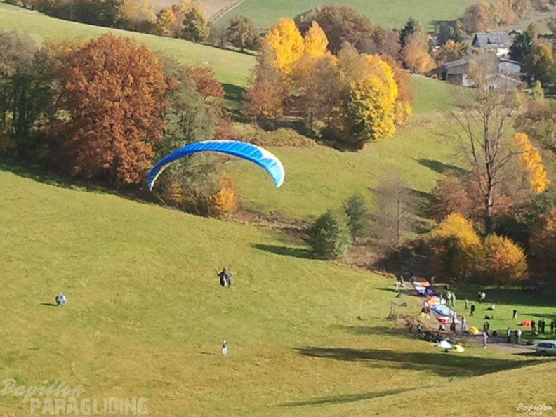 2012 ES43.12 Gleitschirmfliegen 053