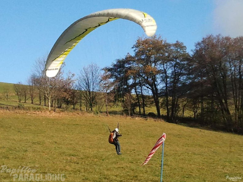 2012 ES44.12 Gleitschirmfliegen 037