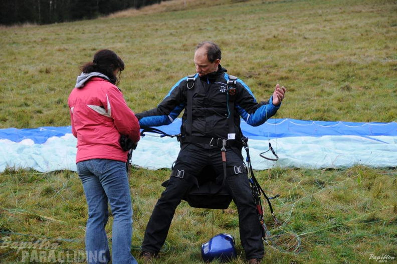 2012_ES45.12_Gleitschirmfliegen_018.jpg