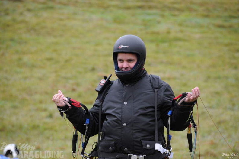 2012 ES45.12 Gleitschirmfliegen 040