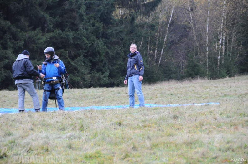 2012_ES45.12_Gleitschirmfliegen_045.jpg