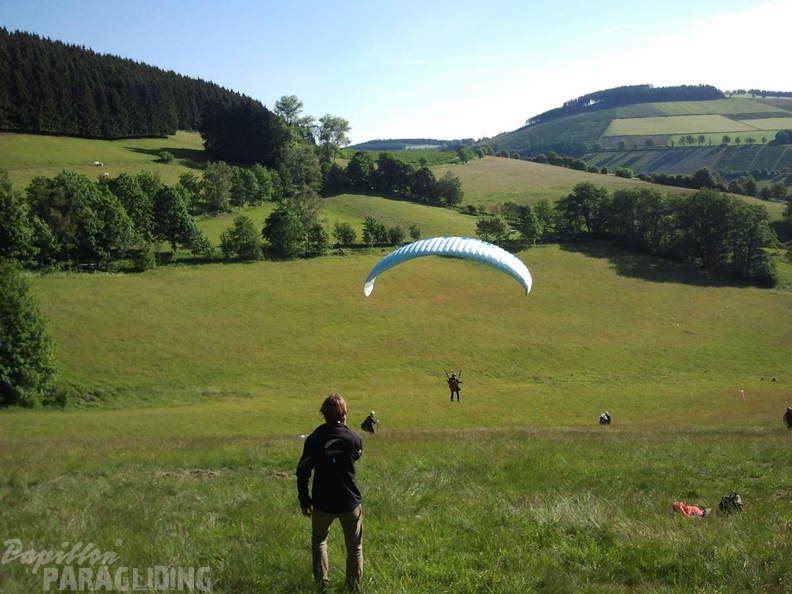 2012 ES EW24.12 Paragliding 020