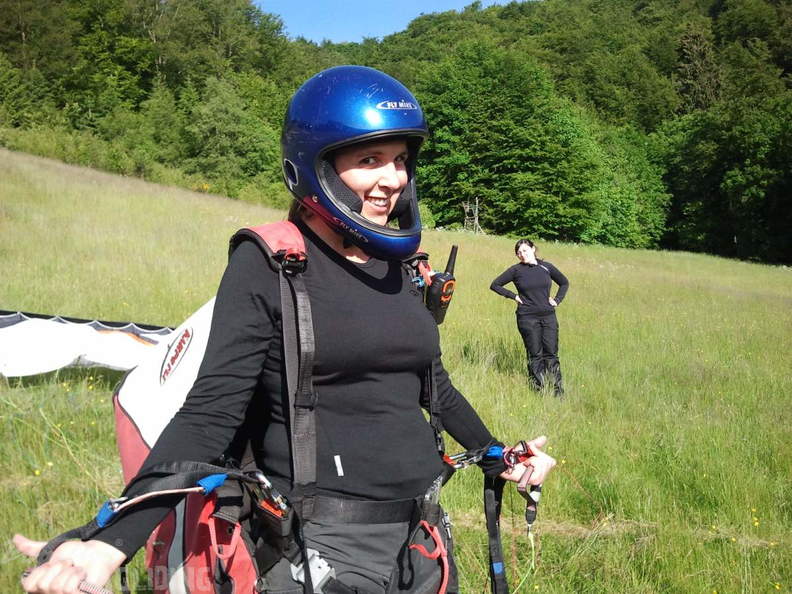 2012 ES EW24.12 Paragliding 021