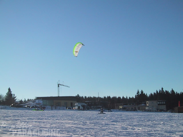 2004 Snowkiting Wasserkuppe 016