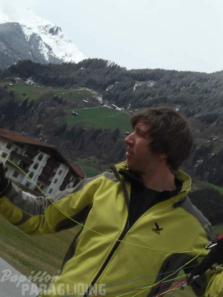 2012 AT15.12 Paragleiterkurs 014