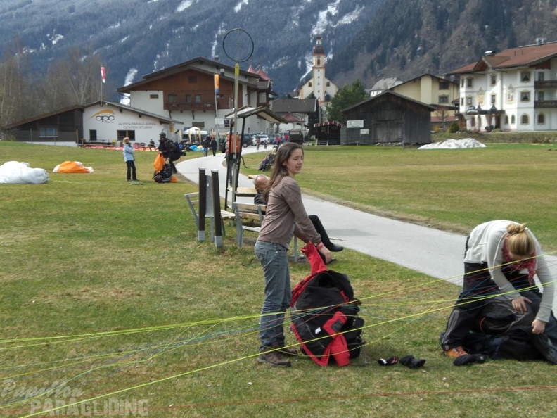 2012 AT15.12 Paragleiterkurs 015