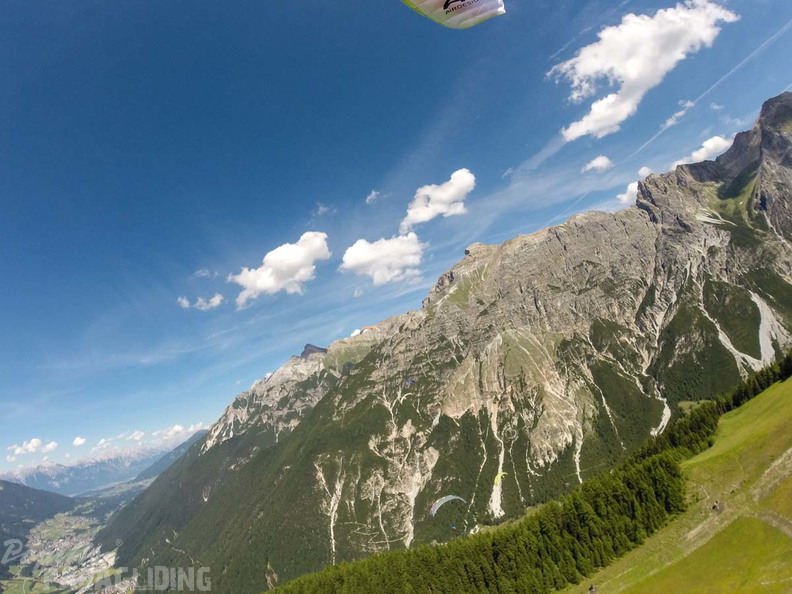 AS26.17 Stubai-Performance-Paragliding-100