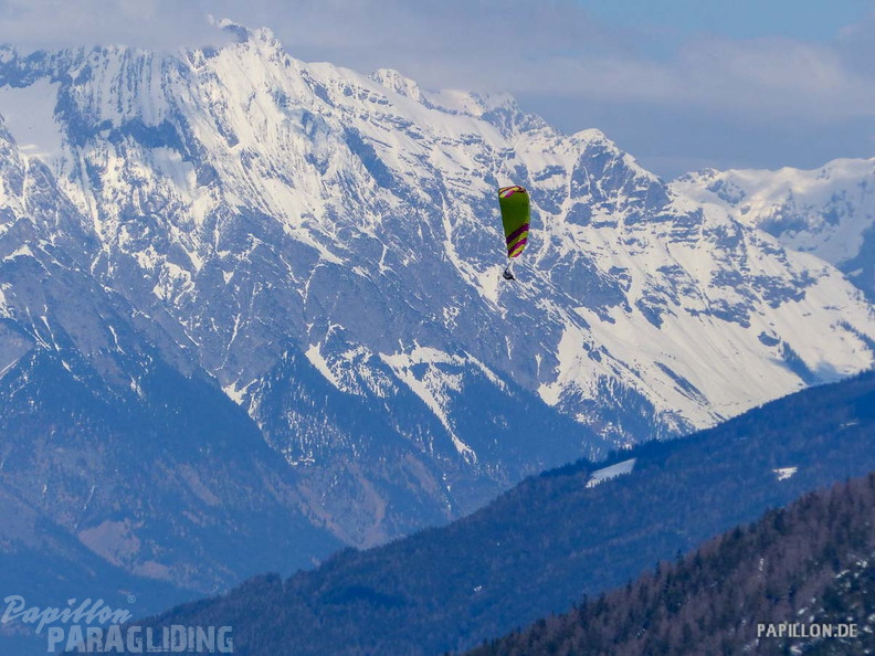 AS13.19 Paragliding-122