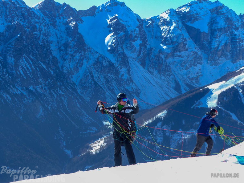 AS13.19 Paragliding-127