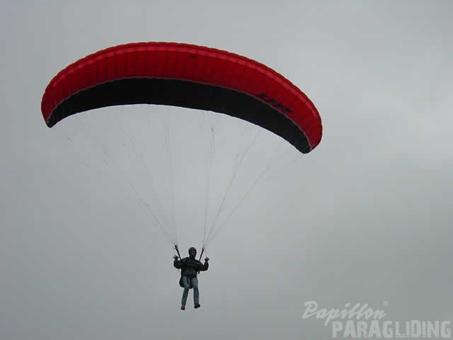2004 K05.04 Wasserkuppe Gleitschirm 013