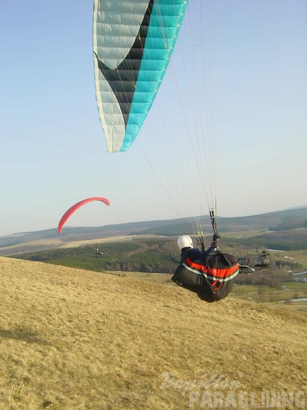 2004 K05.04 Wasserkuppe Gleitschirm 030