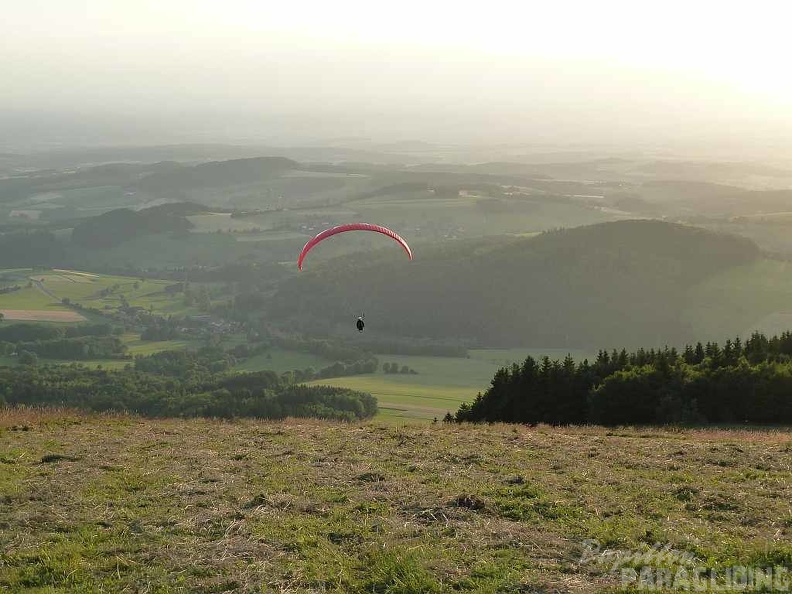2010 RK28.10 Wasserkuppe Paragliding 104