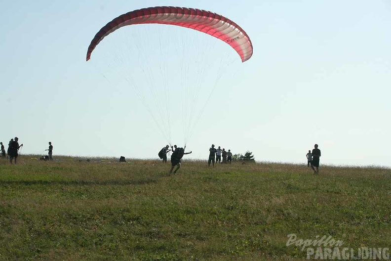 2010 RS28 10 Wasserkuppe Gleitschirm 020