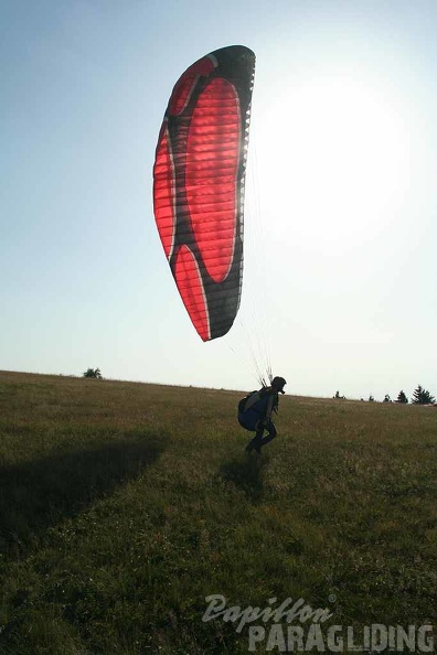 2010 RS28 10 Wasserkuppe Gleitschirm 045