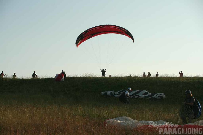 2010 RS28 10 Wasserkuppe Gleitschirm 065