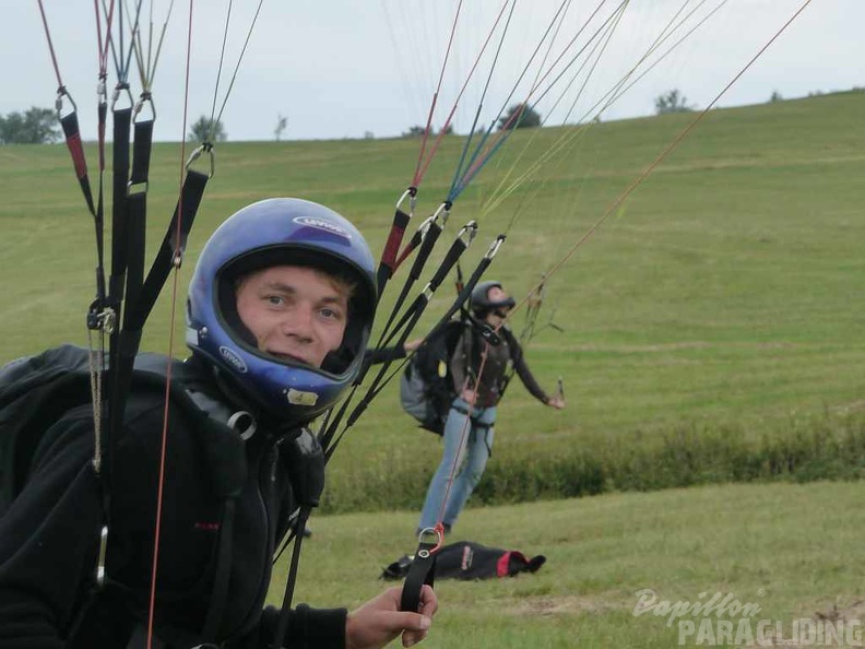 2010 RS32 10 Wasserkuppe Gleitschirm 037