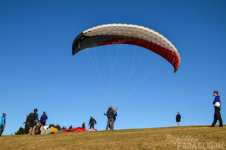 rk53.15-paragliding-137