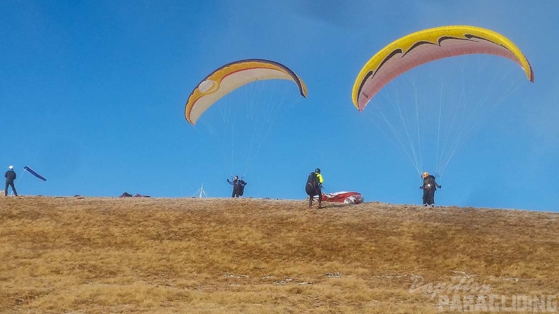 RK1.17 Winter-Paragliding-133