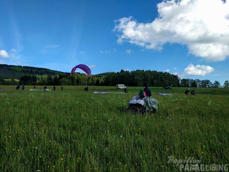 RK21.17 Paragliding-117