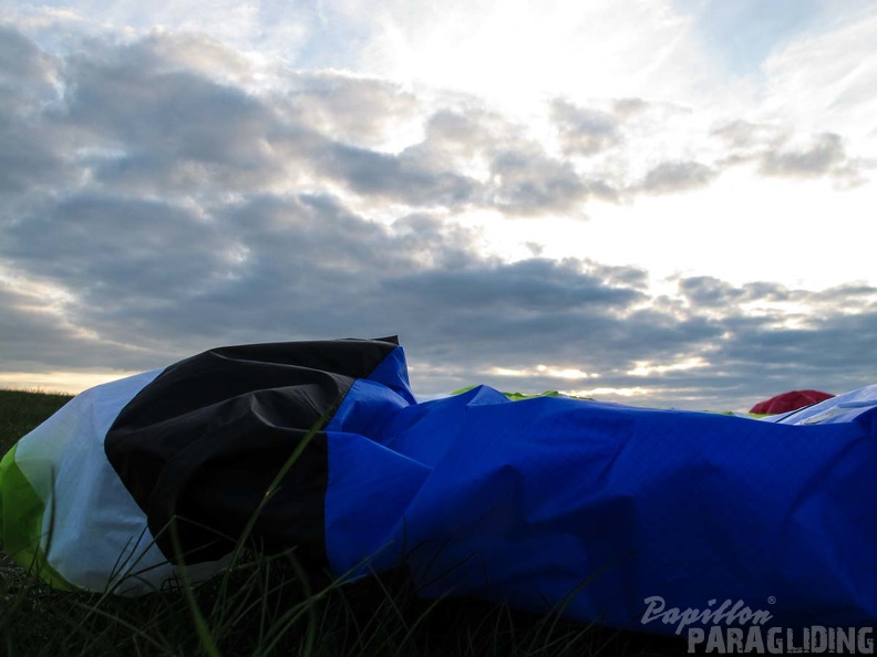 RK21.17 Paragliding-227