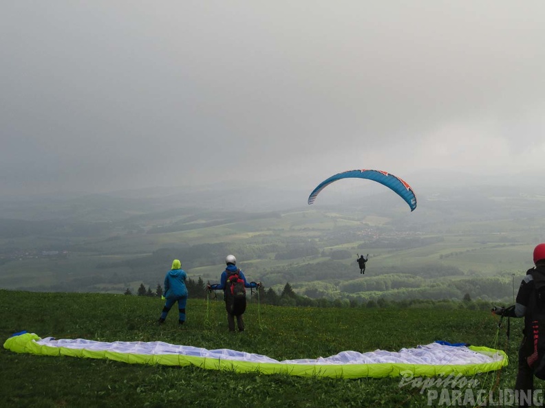 RK21.17 Paragliding-335