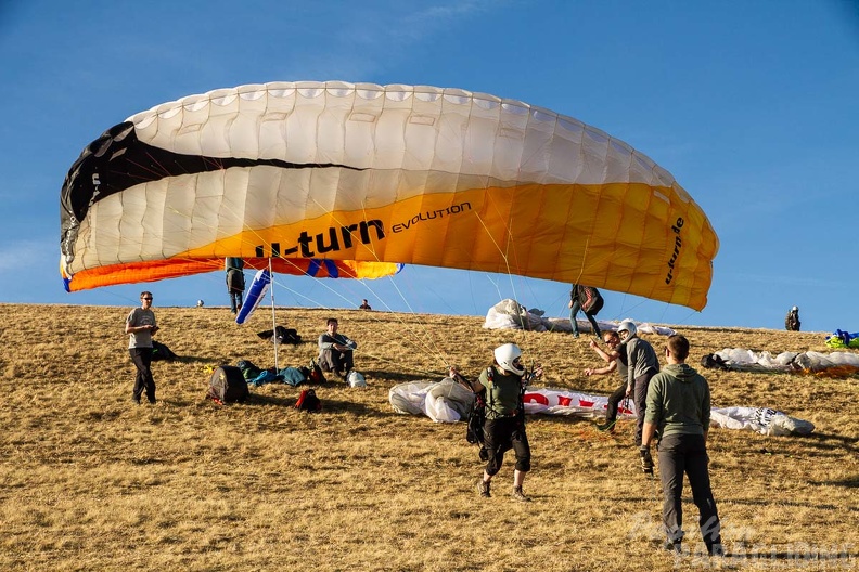 RS15.18 Suedhang Paragliding-Wasserkuppe-556