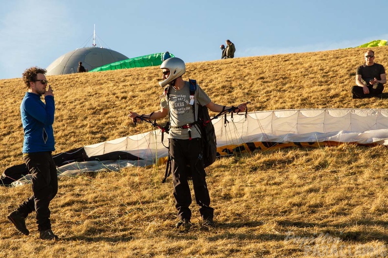 RS15.18 Suedhang Paragliding-Wasserkuppe-676