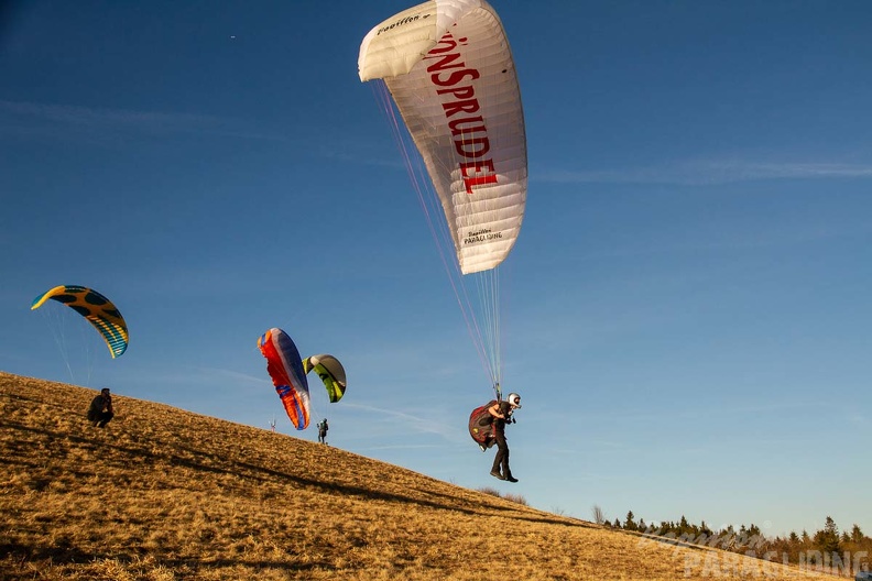 RS15.18 Suedhang Paragliding-Wasserkuppe-788