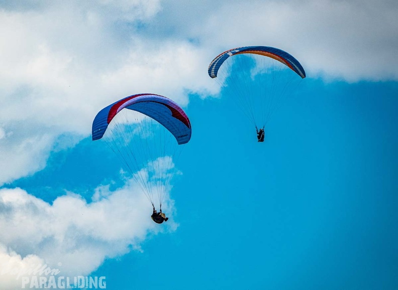 FWA22.21-Watles-Paragliding-213