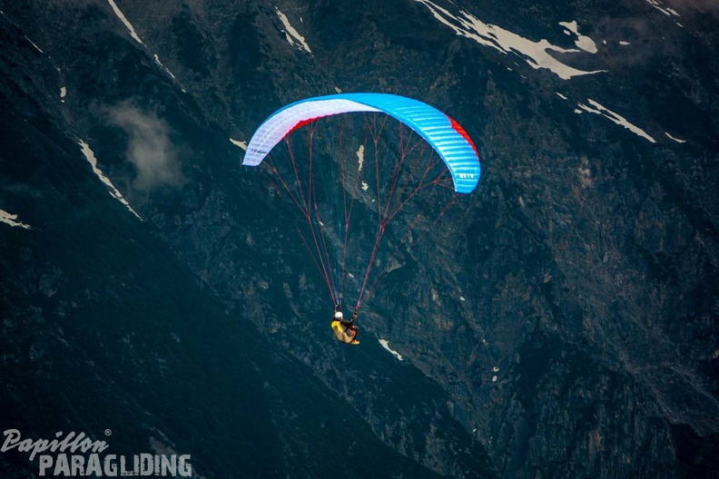 FWA22.21-Watles-Paragliding-103.jpg