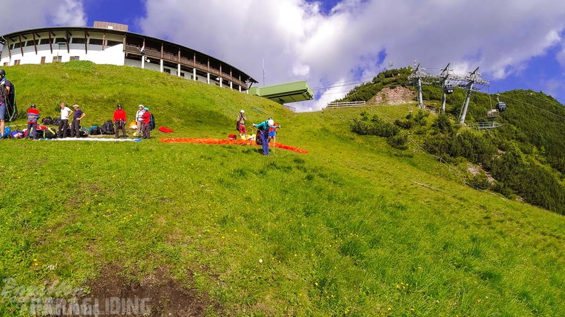 AH29.21-Stubai-Paragliding-124