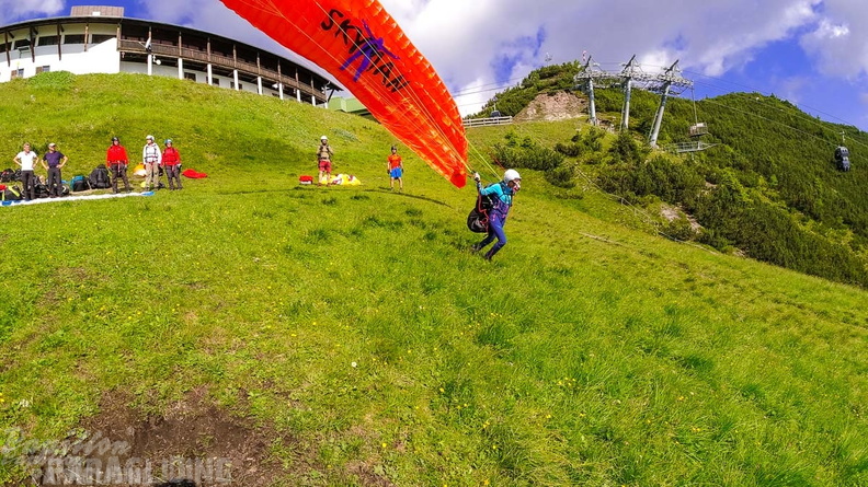 AH29.21-Stubai-Paragliding-127