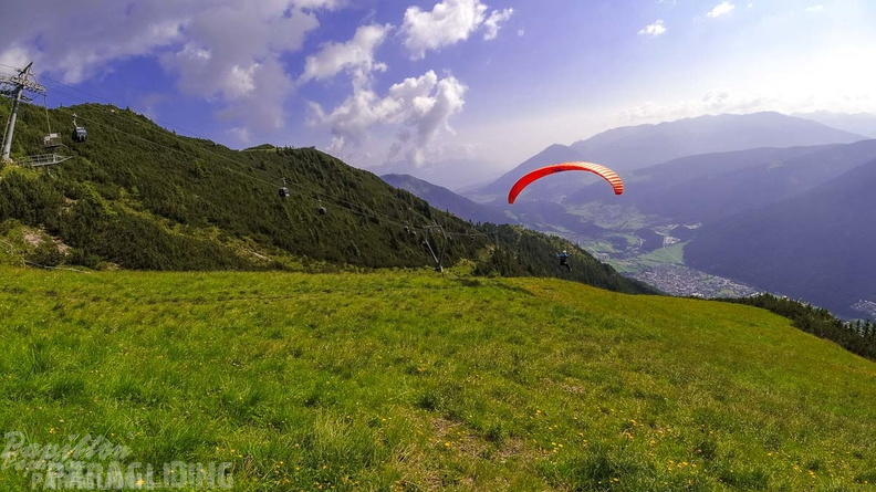 AH29.21-Stubai-Paragliding-129