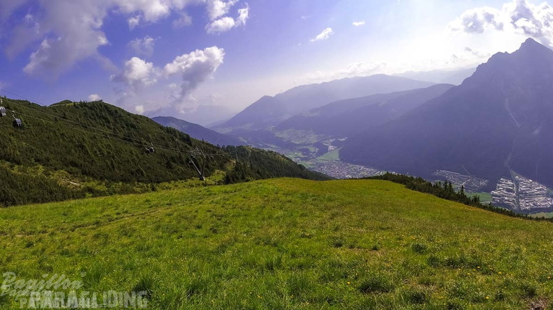 AH29.21-Stubai-Paragliding-139