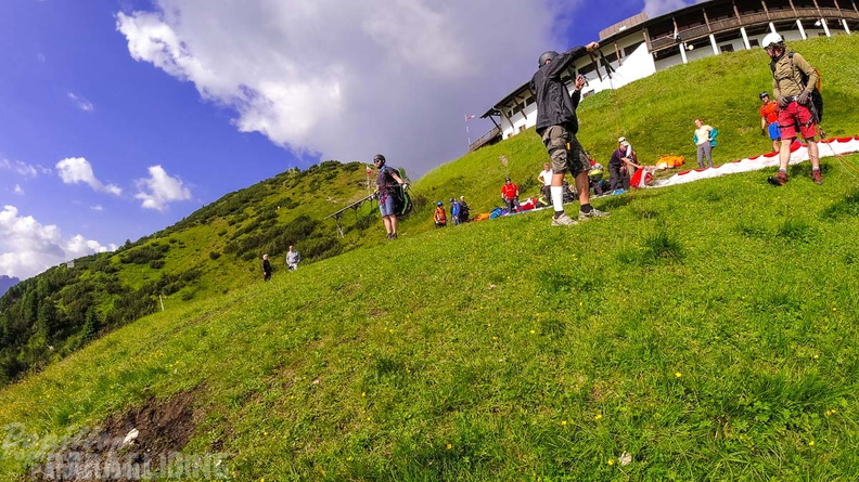AH29.21-Stubai-Paragliding-141