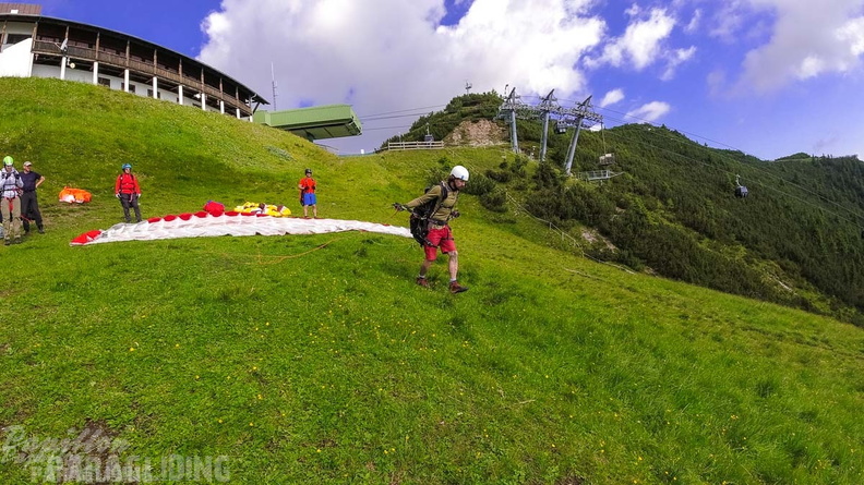 AH29.21-Stubai-Paragliding-155
