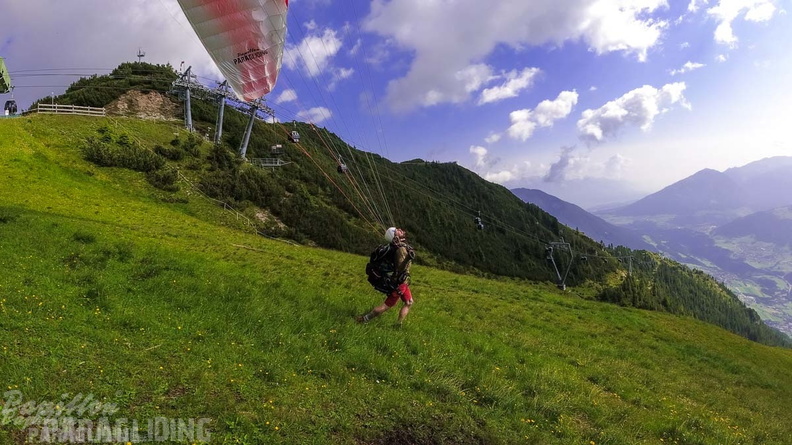 AH29.21-Stubai-Paragliding-156