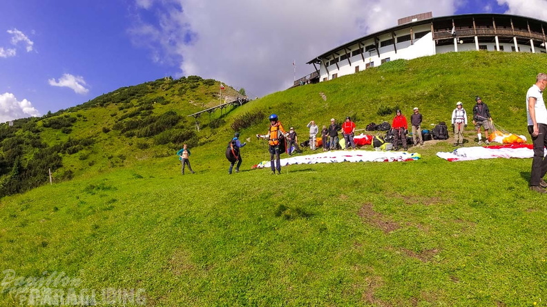 AH29.21-Stubai-Paragliding-168