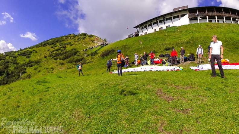 AH29.21-Stubai-Paragliding-169