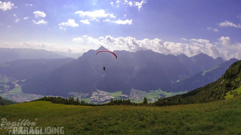 AH29.21-Stubai-Paragliding-174