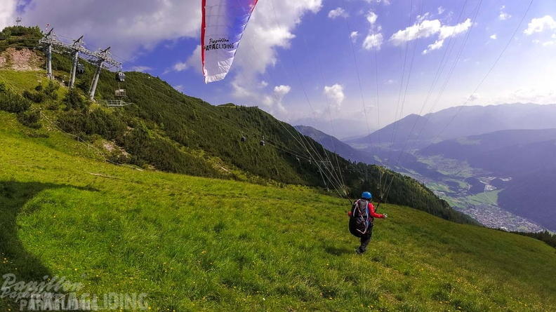 AH29.21-Stubai-Paragliding-185